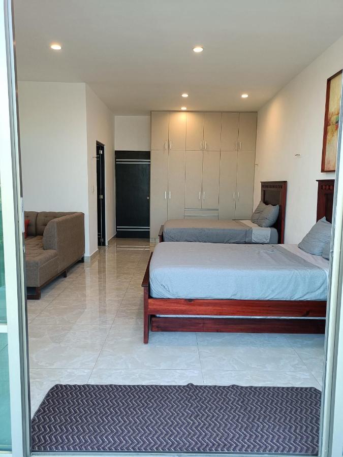 Villa Casa Hector, Con Jacuzzi, Cerca Del Foro Gnp. à Mérida Extérieur photo